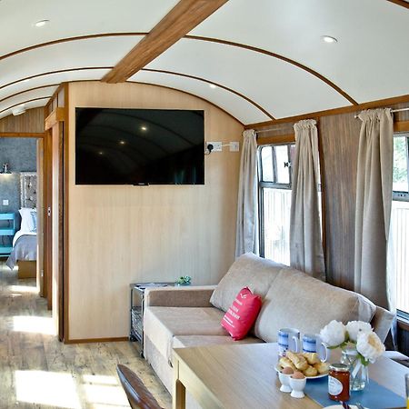 Brunel Boutique Railway Carriage 2 道利什 外观 照片