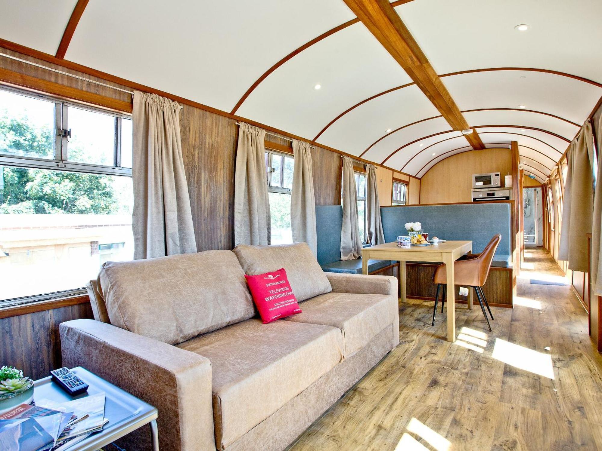 Brunel Boutique Railway Carriage 2 道利什 外观 照片