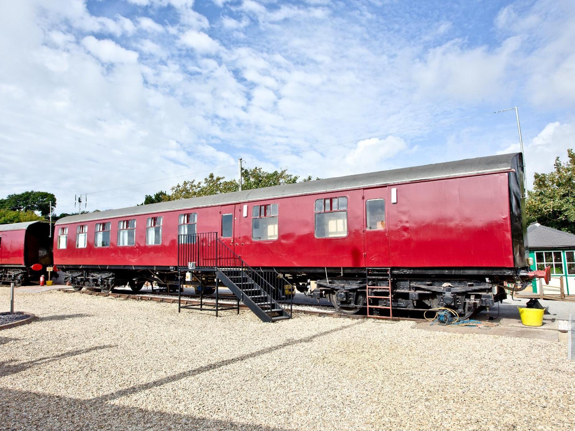 Brunel Boutique Railway Carriage 2 道利什 外观 照片