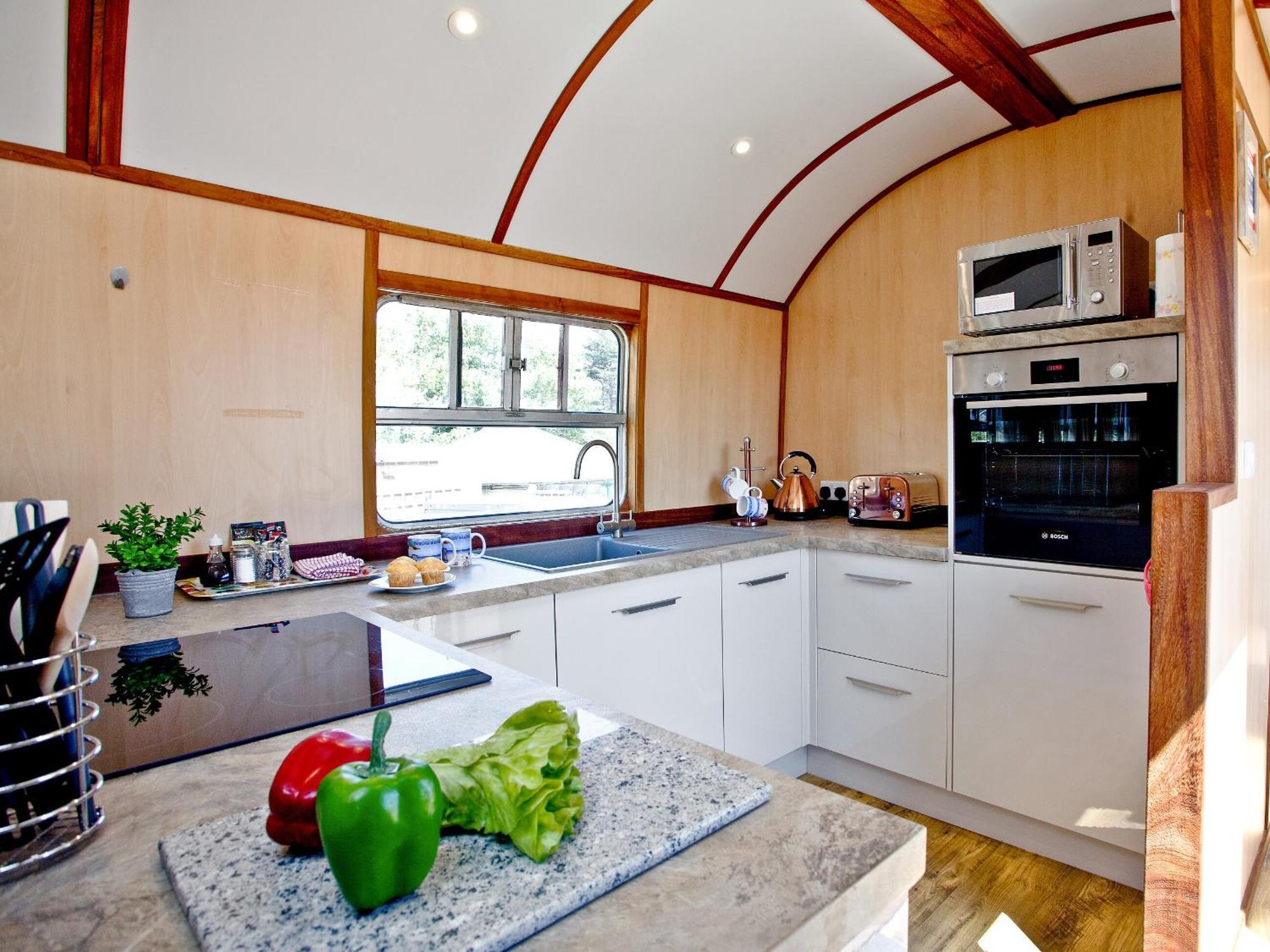 Brunel Boutique Railway Carriage 2 道利什 外观 照片